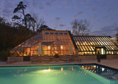 Pequeño jardín de noche 2 Château la Chenevière